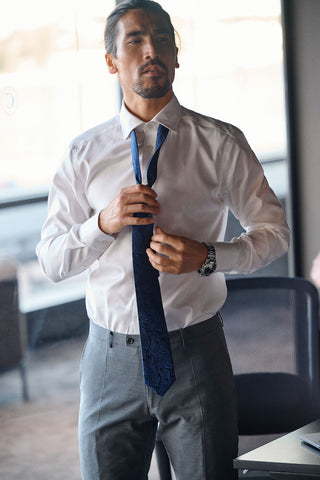 Giftbox Solid Paisley Tie Navy