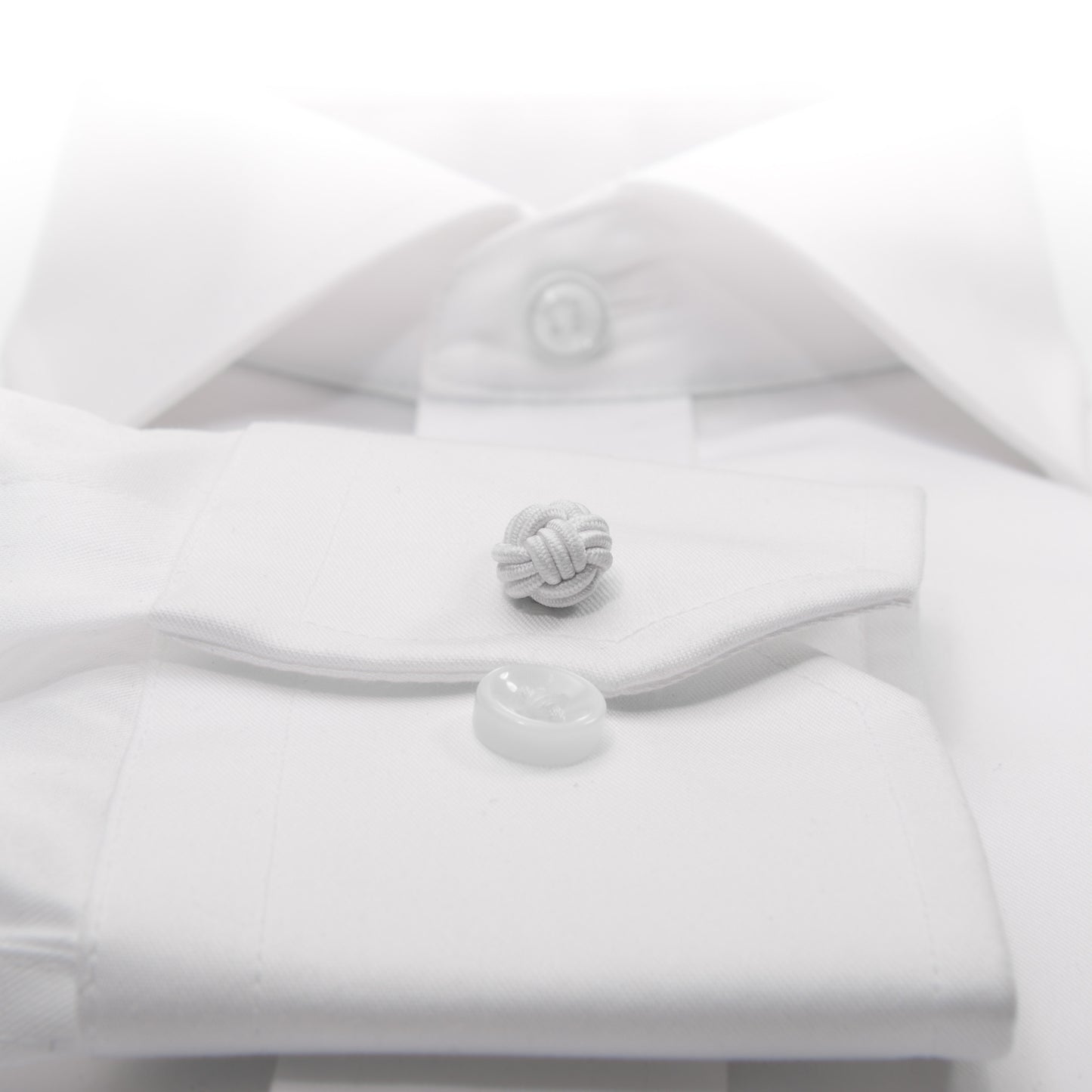 Knot-on-bar Cufflink - 100 white